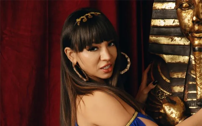 Sasha Pearl Age, Career, Net Worth & Life Story 2026