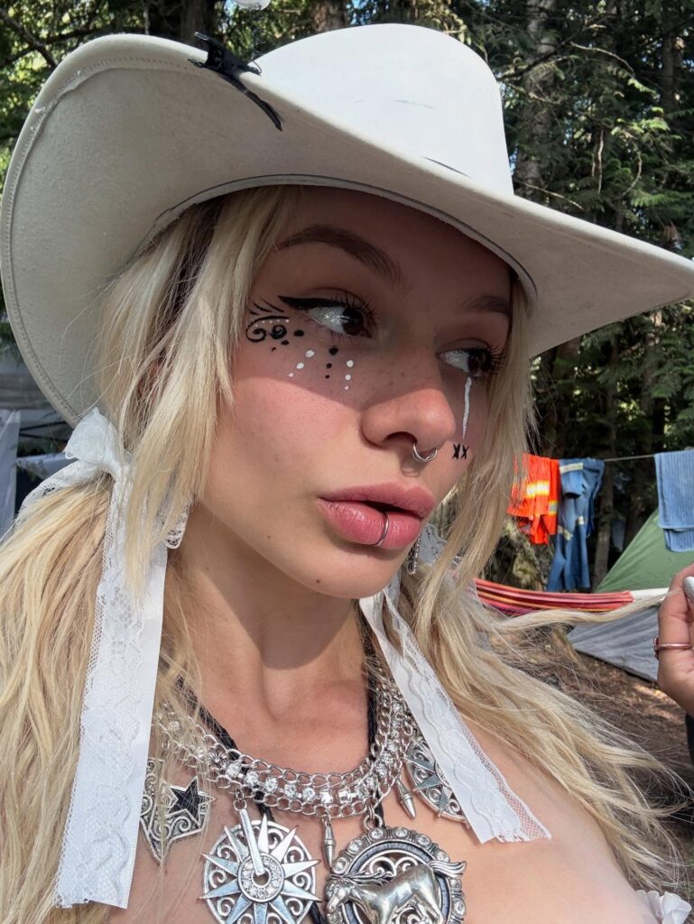 Who Is Naomi Swann? 2026 Biography, Career Highlights & Net Worth