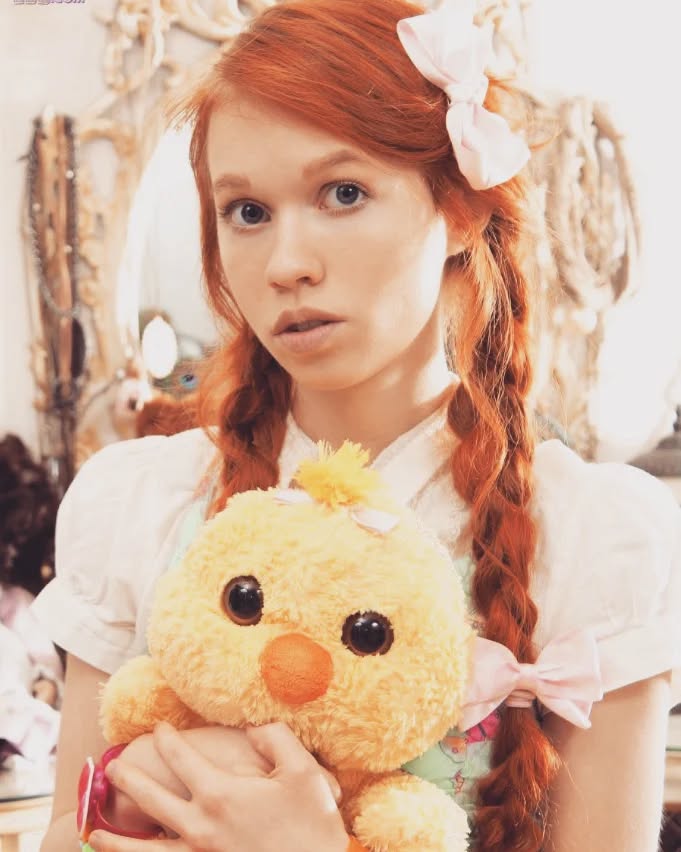 Dolly Little: Biography, Age, Career & Net Worth 2026