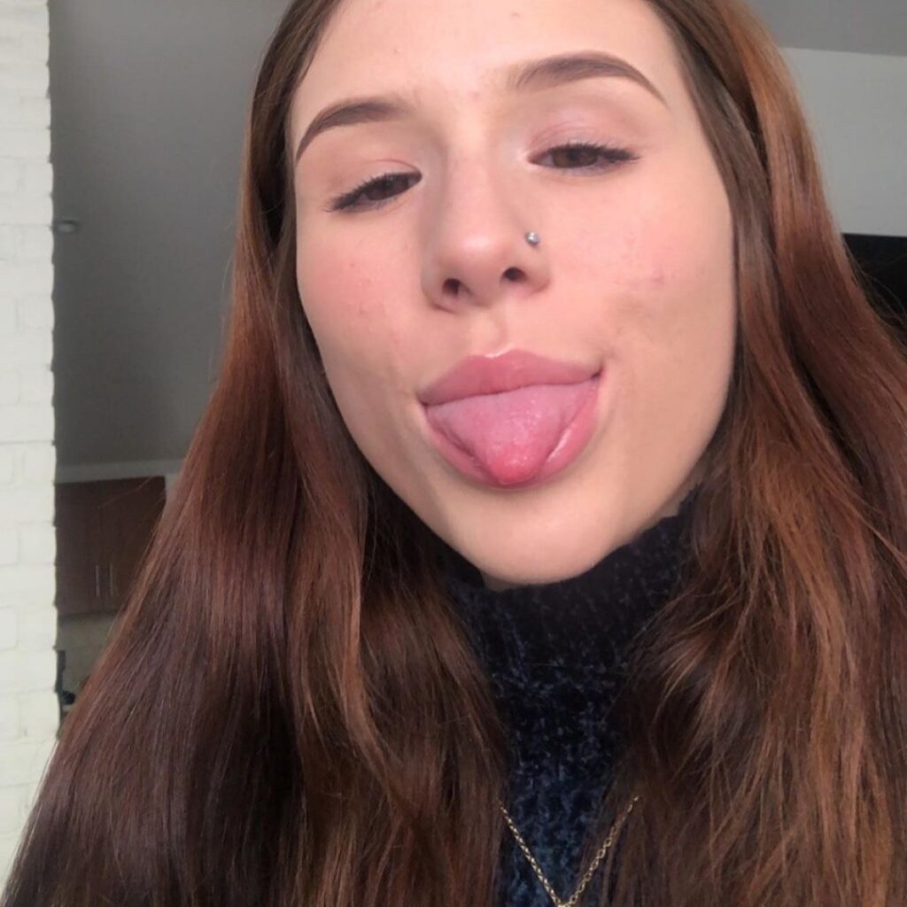 Isabel Moon: Bio, Age, Career & Net Worth 2026